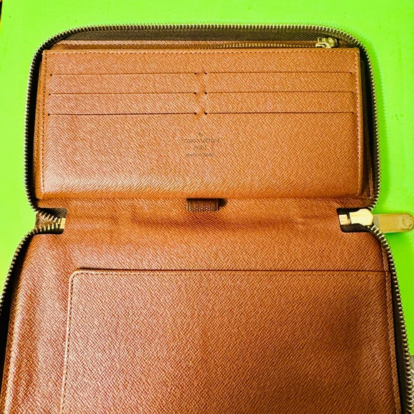 Louis Vuitton Monogram Zipper round XXL Long wallet - Picture 10 of 15